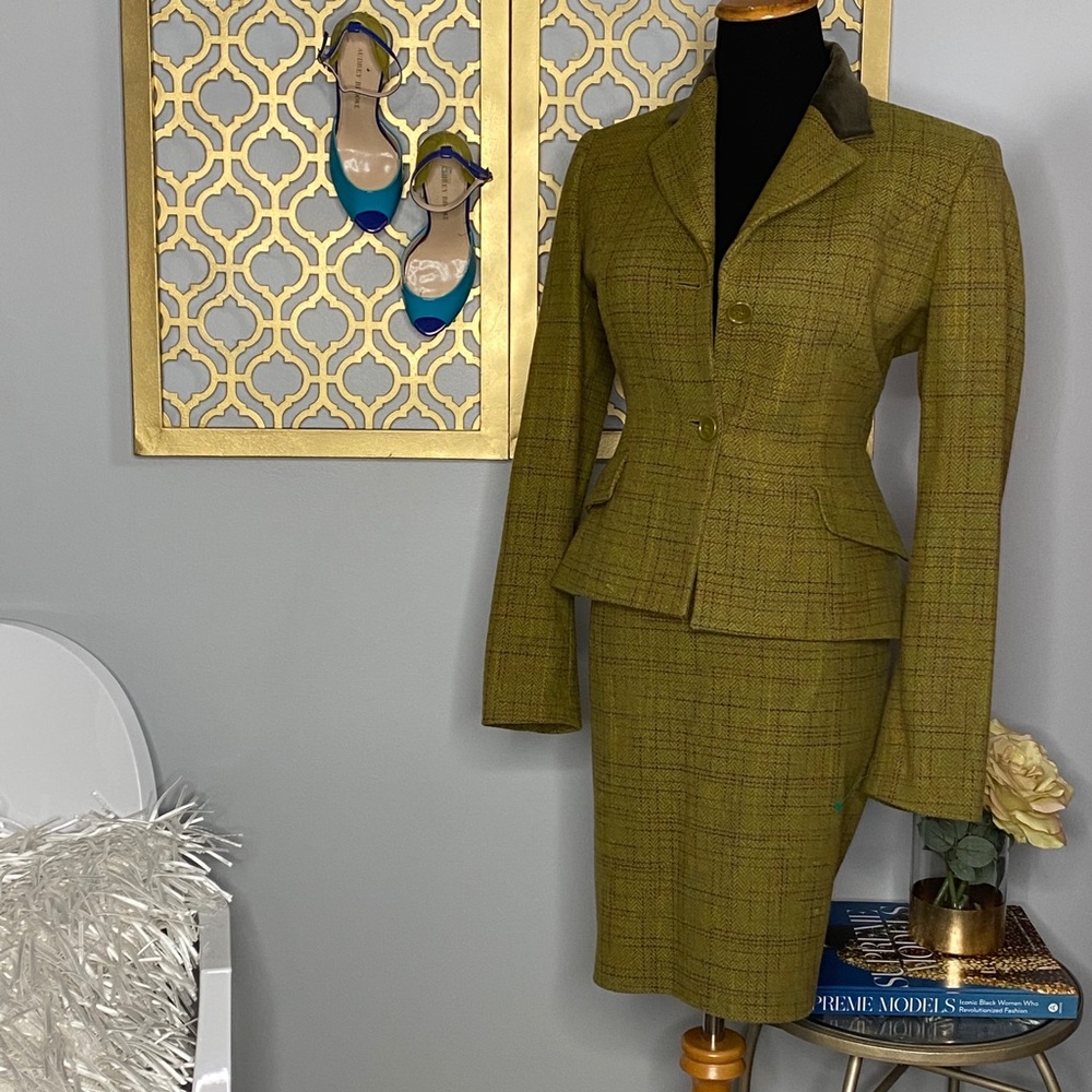 Casual Corner Business Suit